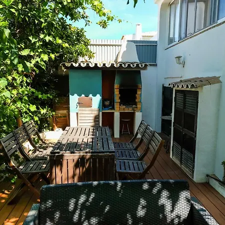 Holiday home Lovely Family House Faro