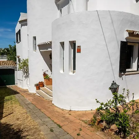 Ferienhaus Lovely Family House
